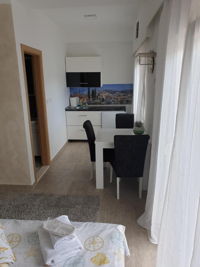 Mango Apartments เทรบินเย ภายนอก รูปภาพ