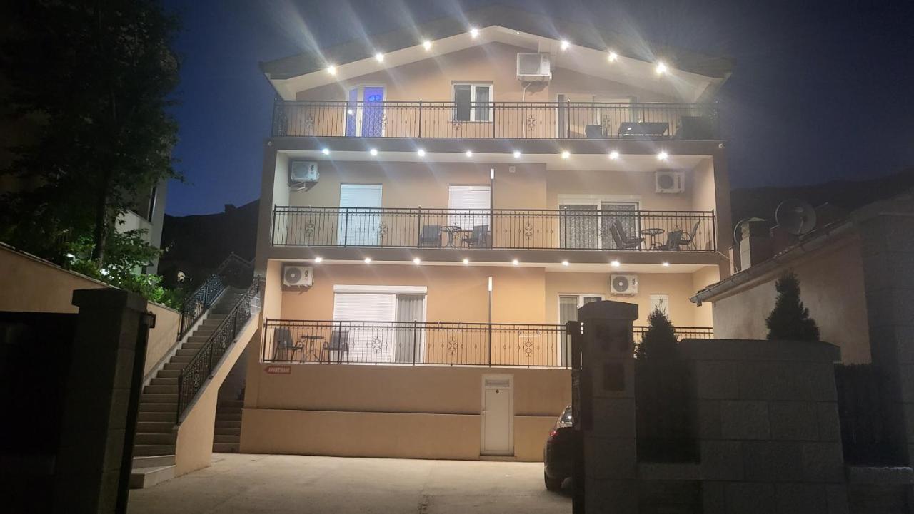 Mango Apartments เทรบินเย ภายนอก รูปภาพ