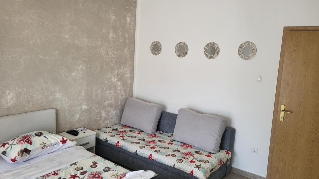 Mango Apartments เทรบินเย ภายนอก รูปภาพ