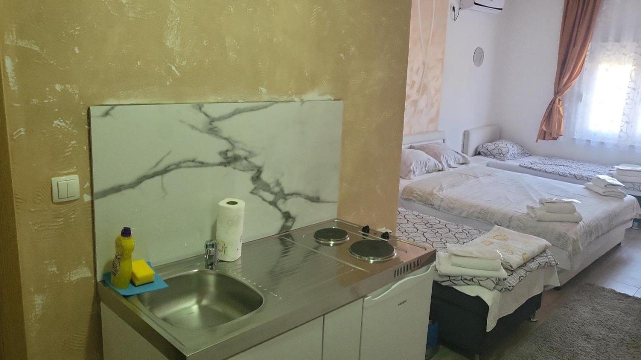 Mango Apartments เทรบินเย ภายนอก รูปภาพ