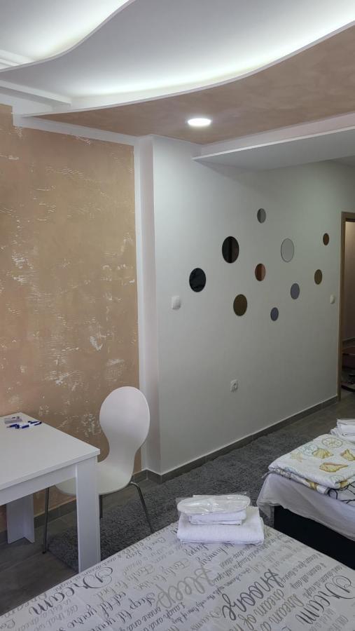 Mango Apartments เทรบินเย ภายนอก รูปภาพ