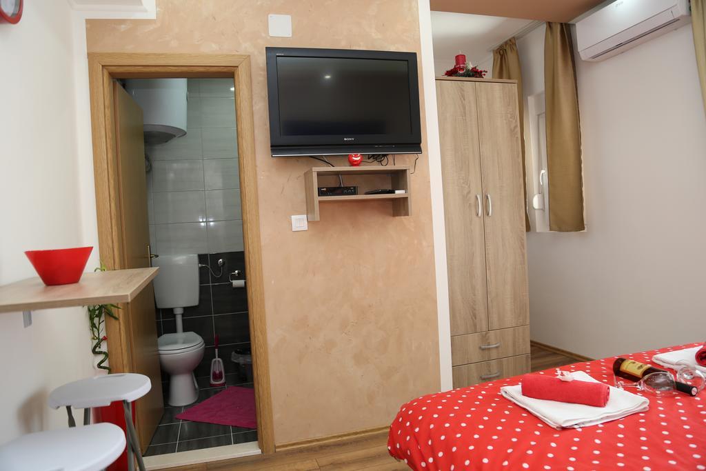 Mango Apartments เทรบินเย ภายนอก รูปภาพ