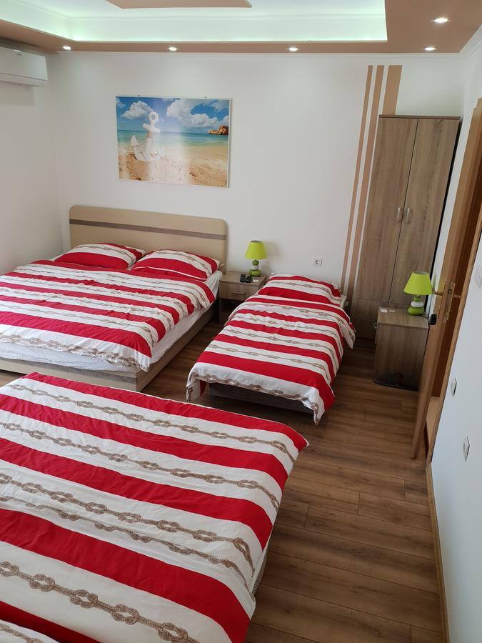 Mango Apartments เทรบินเย ภายนอก รูปภาพ